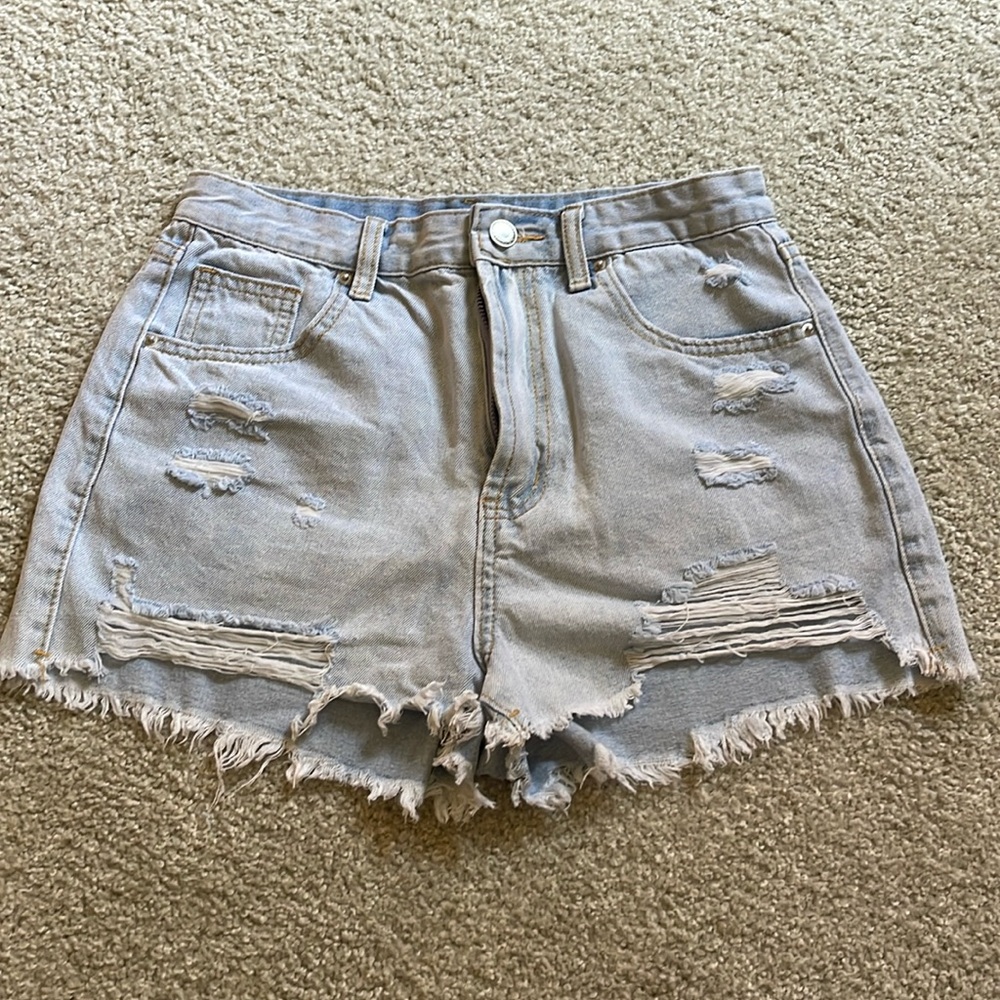 SHEIN DEMIN SHORTS SIZE 6